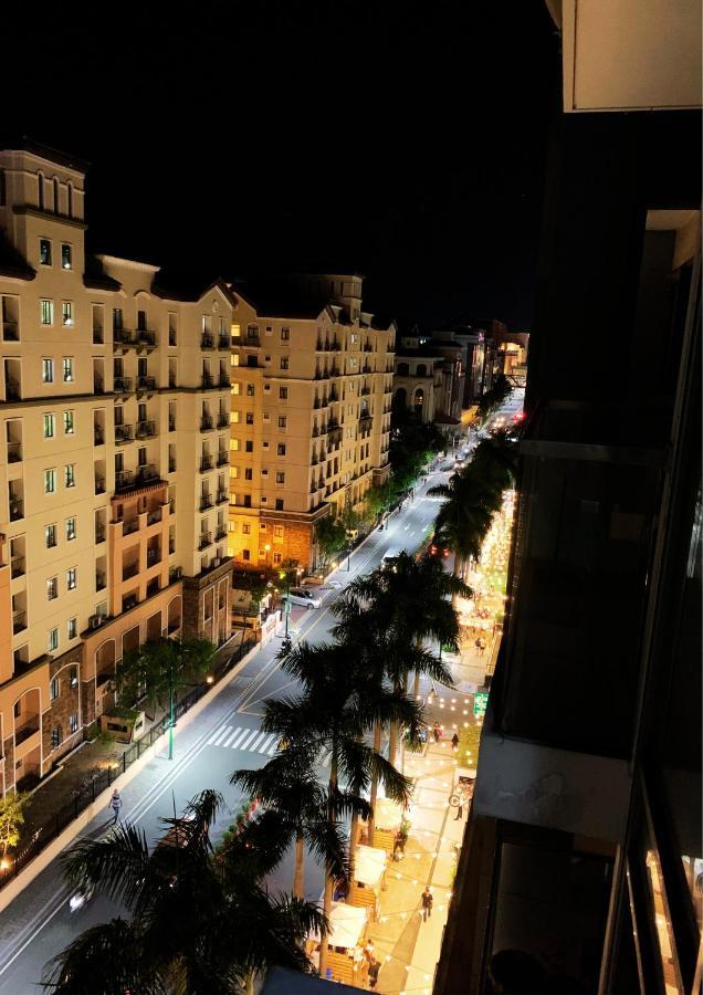 Two Palm Tree Villas Condominium - Studio 8Th Fl With Balcony - Across Terminal 3 Airport Pasay Extérieur photo